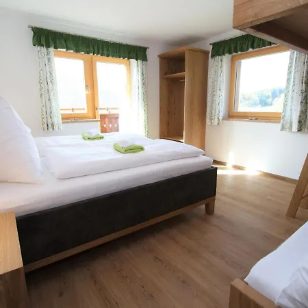 Дом отдыха Luxurious In With Balcony Миттерзилль